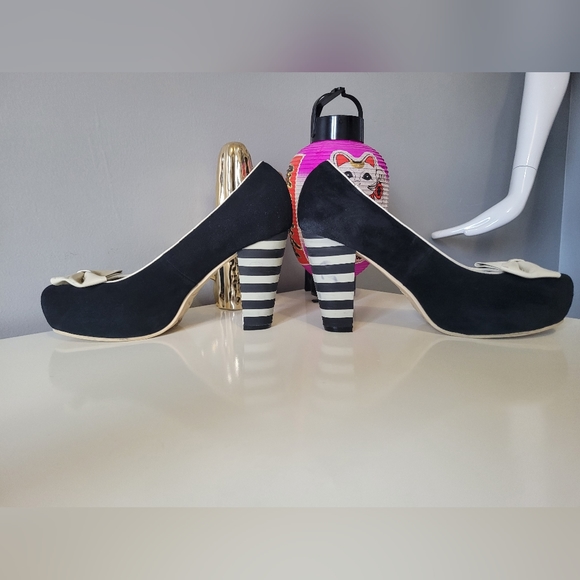 Lola Ramona Elsie Pumps, GUC, Size 39 - Picture 2 of 9